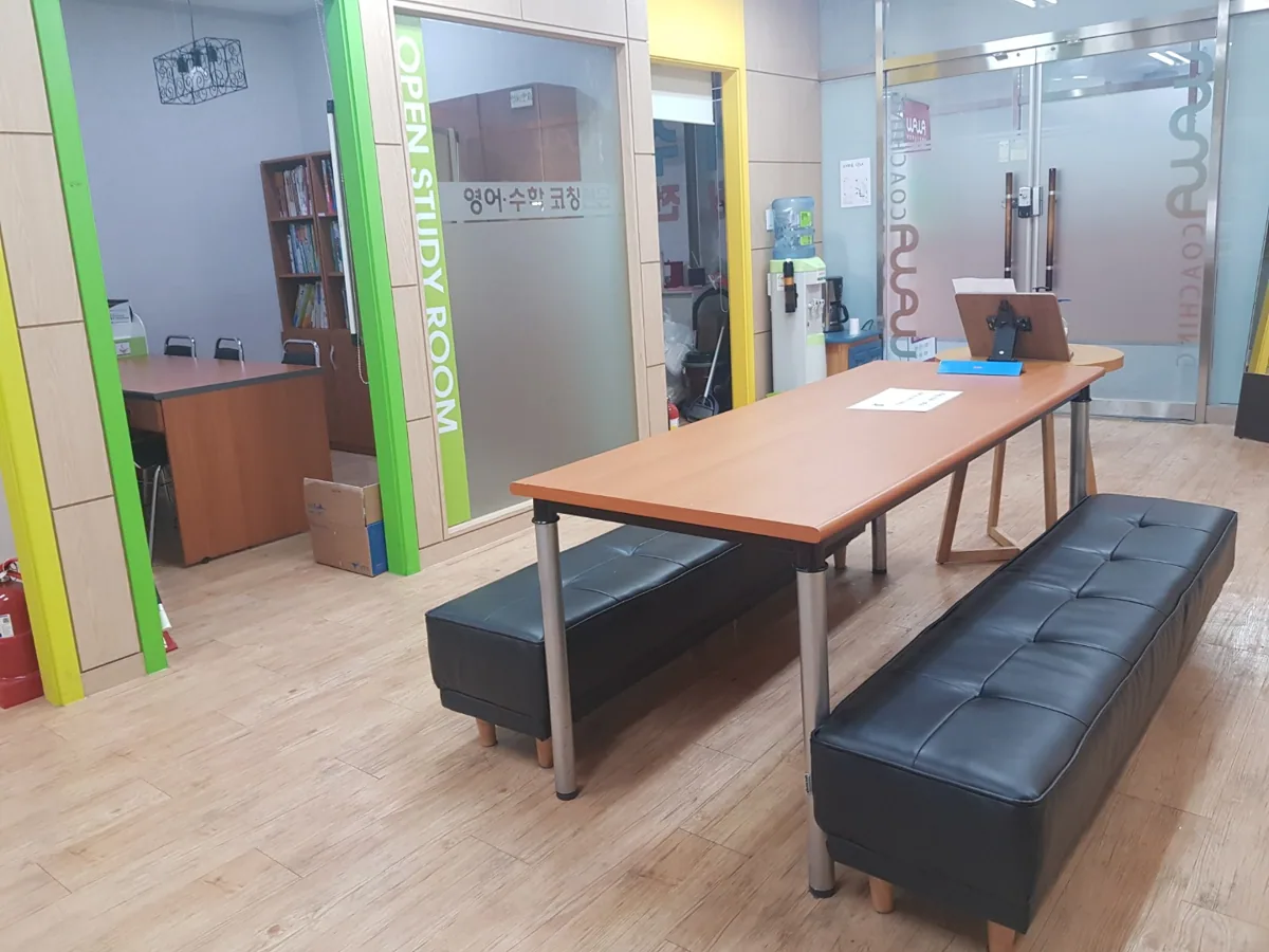 구파발에서 상담 가능한 중등 영어학원 안내 학습 공간 1
