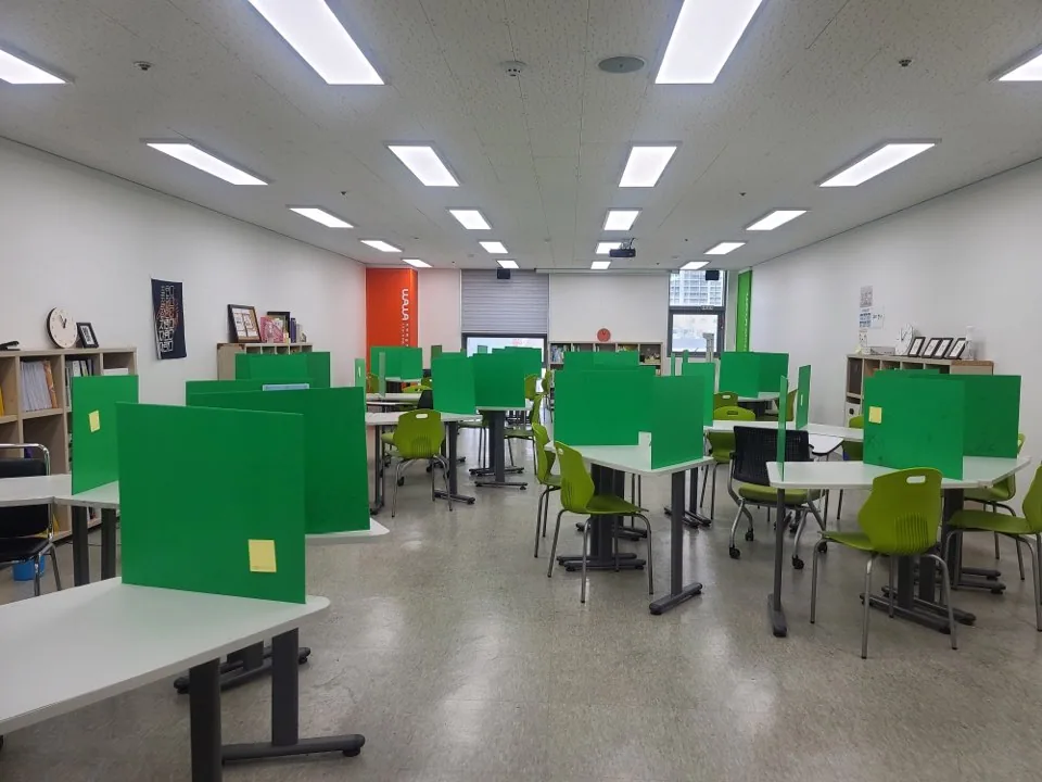 와와학습코칭학원 좌동점 학습 공간 3