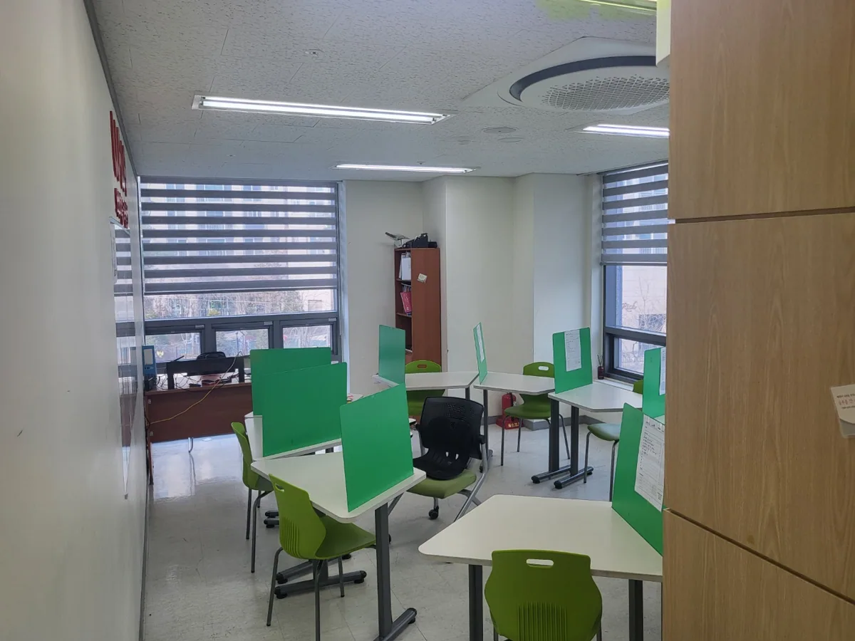 와와학습코칭학원 제기점 학습 공간 4